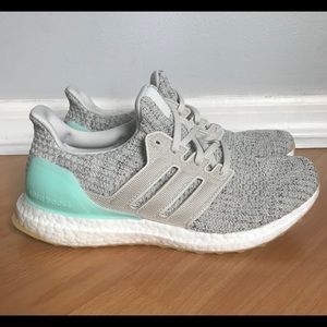 NEW adidas Ultraboost 4.0 Women’s Running Shoes